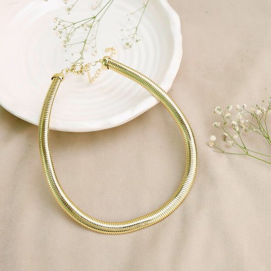 Timeless hasli tube necklace