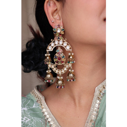 Dangling Kundan Earrings